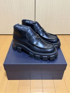 国内正規品 PRADA モノリス ブラッシュドレザープラットフォームローファー 9.5 ブラック ブラッシュドレザー 黒 新品未使用 28.5cm プラダ