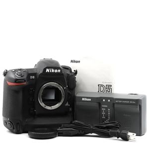 ＜良品＞ニコン Nikon D5 ボディ (XQD-Type) シャッター数69150枚！