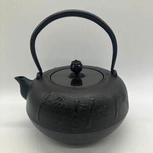 希少 鉄瓶 銅蓋 桔梗 透かし摘み 竹紋 煎茶道具 茶道具 アンティーク 鉄器 古道具 骨董 時代物