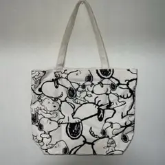 美品　希少　KAWS × SNOOPY × UNIQLO トートバッグ