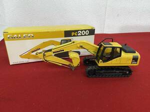 M-6307 【同梱不可】980円～ 現状品　GALEO　PC200　KOMATSU　ショベルカー　1/43　模型　おもちゃ