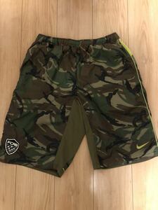 送料無料 希少 NIKE FCRB 迷彩 ショーツ Lサイズ camo shorts Bristol soph fragment