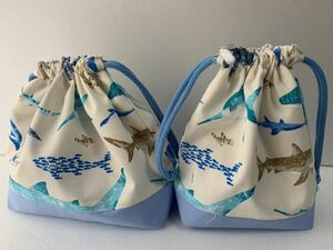 ハンドメイド　サメ柄の　お弁当袋&コップ袋 (2)