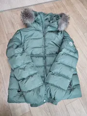 【雷市場（ポンジャン）商品韓国直送】 MONCLER(モンクレール) ニューバイロン 14y 聖人 55