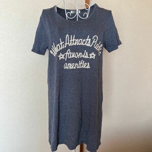 美品！セレクトショップ購入☆立体ロゴが可愛いTシャツ☆丈長め