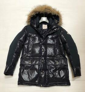 ☆新品☆サイズ3【 MONCLER モンクレール FREY 】ファー付きフード脱着式 ダウンブルゾン 3376