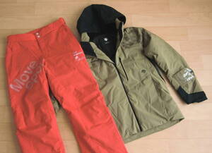 ■■送料無料■美品■21-22■DESCENTE■MOVESPORT■S.I.O INSULATED JACKET ＆ PANTS■男性用スキーウエア上下■XO■DWMSJK71・DWMSJD71■