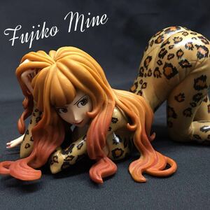 SU■ ルパン三世 峰不二子 フィギュア GROOVY BABY SHOT Ⅳ ver.LEOPARD レオパード 豹柄 FUJIKO MINE 置き物 コレクション 中古品