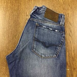 【FI208】GUESS JEANS W31 L32 色落ち加工 ダメージ加工 ジーンズ ジーパン デニムパンツ ブランド古着 ゲスジーンズ 送料無料