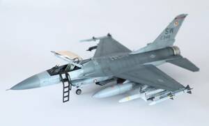 F-16C ハセガワ 1/72 塗装済み完成品