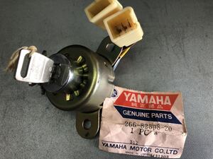 未使用 ヤマハ メイト 純正 メインスイッチ イグニッションスイッチ YAMAHA M5 U5 U7 266-82508-00旧車 当時物 メインキー