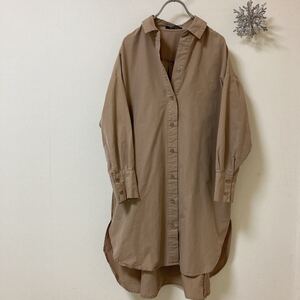 美品　レディース　シャツワンピース M ベージュ　シンプル　ロングワンピース 綿75% Vネック　シャツ　ゆったり　七分袖　無地