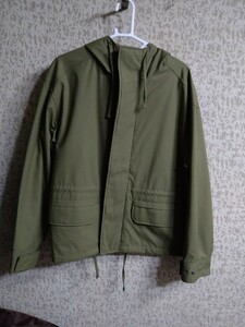 未使用に近い　Mサイズ　ミノテックジャケット　カーキ 　　THE SHOP TK