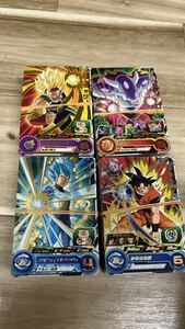 ドラゴンボールヒーローズカード 200枚のカード..: