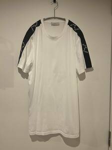 【美品】タグ付き GIVENCHY 袖テープ Tシャツ BM71193002 ジバンシー ジバンシィ