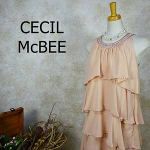 セシルマクビー CECIL Mc BEE ドレス サイズフリー ピンクベージュ ひざ丈 ビジュー フリル シフォン ワンピース 結婚式 ティアード B-682