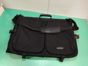 ● mont-bell モンベル トラベルガーメントバッグ ポケット多数 旅行用 スーツカバー スーツケース ソフトケース マルチバッグ 中古 ①