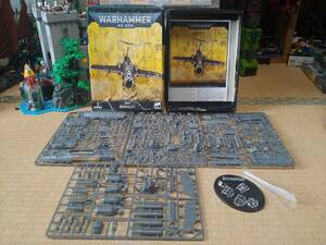 ウォーハンマー 40K Ork DakkaJet (Damage Box & Clear Canopies) ダメージあり パーツコンプリート