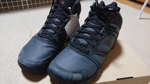 新品MERRELLトレッキングシューズ 28cm