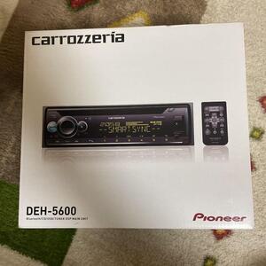 正規品 新品 カロッツェリア パイオニア(Pioneer) カーオーディオ 1DIN 【DEH-5600】 Bluetooth搭載 CD USB 自動車