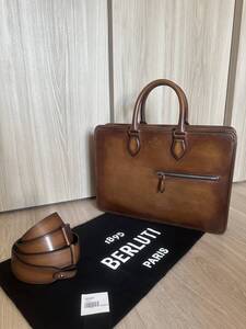 定価63,8万 Berluti Un Jour Patine Leather Briefcase ベルルッティ アンジュール ブリーフケース バッグ ブラウン 最新型モデル 美品