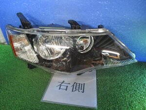 管理№11023　ＣＷ５Ｗ　アウトランダー　後期　純正　ＨＩＤ　右ライト　Ｐ５５８５