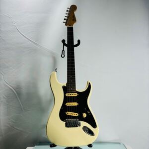 31 ★フェンダー★　Fender Japan ストラトキャスター1985〜86年　エレキギター　ストラトタイプ　STRATOCASTER 音出確認済み　送:180