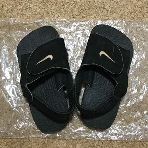 A★送料230円★NIKE ナイキ★15cm サンダル 黒 男の子 ビーチサンダル 海 プール