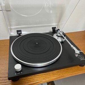 美品　AT-LPW30BK アナログレコードプレーヤー　オーディオテクニカ　audio-technica LP ターンテーブル