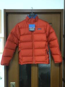 本物 パタゴニア ダウンジャケット Patagonia KIDS XL 小柄な男性（〜163cm）女性も　パタゴニア鎌倉店で購入