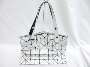 BAOBAO ISSEY MIYAKE バオバオ イッセイミヤケ 10×8バッグ 包　Bags BB73-AG421 ホワイト PLEATS PLEASE プリーツプリーズ