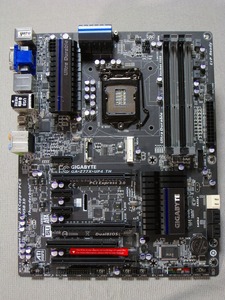 【中古】GIGABYTE GA-Z77X-UP4 TH LGA1155 Win10認証 mSATAスロット搭載 ATX規格