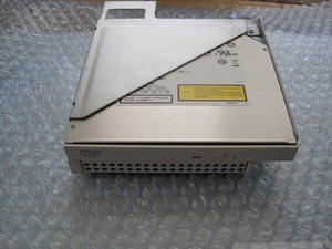 NECのサーバーExpress5800/R120b-2のDVD-ROMドライブとフロントベイ