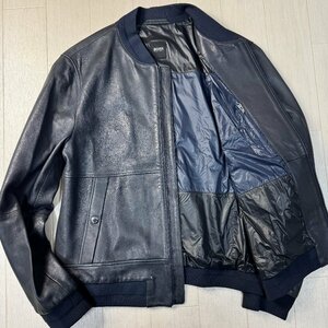 美品/54 XXL相当★ヒューゴボス/HUGO BOSS 高級羊革 ラムレザー ボンバージャケット MA-1 ブルゾン 背ロゴプレート メンズ 濃紺 ネイビー