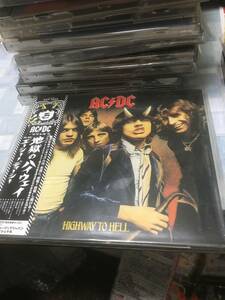 AC/DC「地獄のハイウェイ」アンガスヤング/ANGUS YOUNG/BON SCOTT/ボンスコット