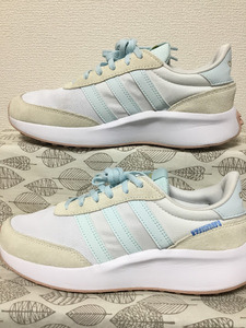 ◆美品 送料込◆23.0 アディダス adidas スニーカー 白 05 0323