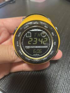 SUUNTO スント VECTOR ベクター イエロー