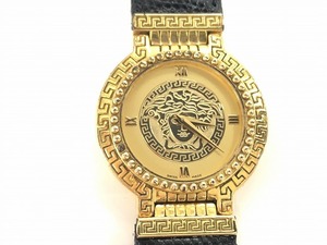 期間限定セール ジャンニヴェルサーチ GIANNI VERSACE クオーツウォッチ ゴールド 7008011