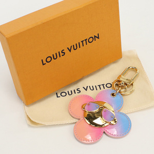 中古良品ルイヴィトンLOUIS VUITTON ポルト クレ ヴィヴィエンヌ パテントレザー チャーム M68458 CX0139 ランク：A us-2