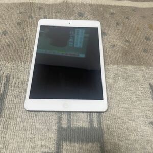 NO.4 iPad mini Wi-Fi 16GB ホワイト&シルバー MD531J/A 本体　Apple 送料無料