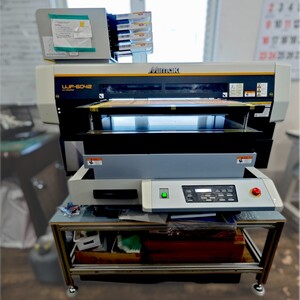 MIMAKI　UVプリンター UJF-6042　 インクジェットプリンタ フラットベッドタイプ　2016年購入 