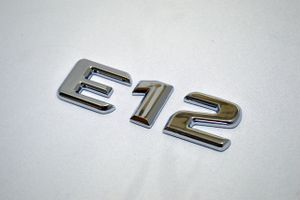 ベンツ風 日産ノート型式 エンブレム E12 アルファーベット NOTE メルセデス　ステッカー 組み換え可能 シール クロムメッキ AMG カー用品