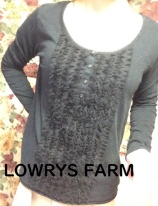 服 トップス ★ LOWRYS FARM ローリーズファーム ブラック 黒 カットソー ★ 長袖 ボタン レース フリル ボタン★ フォーマル ゴージャス