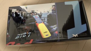 1/18 MVショップ限定　ミニチャンプス　レッドブル　RB19 日本GP　ウィナー　M.フェルスタッペン