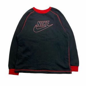 NIKE ナイキ　 スウェット トレーナー　ロゴ　刺繍　裏起毛　ストリート　 古着　ブラック×レッド　レディース　キッズ150〜160 