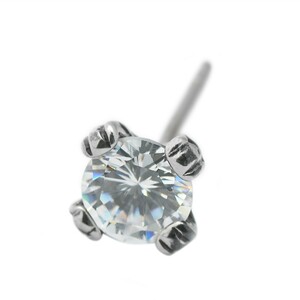 【バラ売り/1個】 ピアス サージカルステンレス 四本爪留めキュービックジルコニアのピアス 石：5.0mm クリア