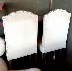ビンテージ　白い洋風の椅子×２脚