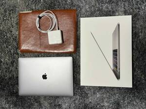 MacBook Pro (15-inch, 2017) スペースグレイ (CPU 3.1GHz, メモリ 16GB, SSD 1TB）