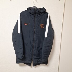 1円スタート！　ほぼ新品！　大人気商品！　パリサンジェルマン　NIKE　ダウン　ベンチコート　サッカー　PSG　ナイキ　Lサイズ