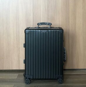 RIMOWA リモワ Classic Fight 機内持ち込み用スーツケース スーツケース 20インチ 37リットル ブラック TJ 1